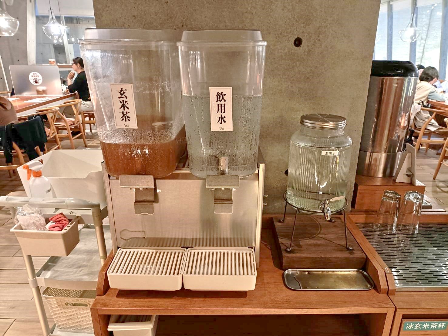 台中美食|一笈壽司。高檔裝潢餐廳吃著平價親民的壽司!