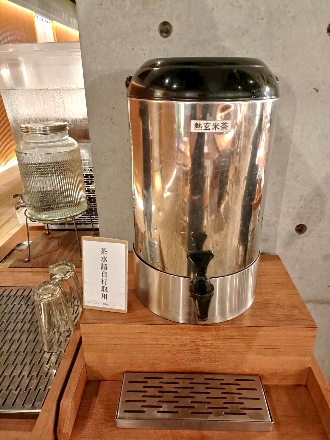 台中美食|一笈壽司。高檔裝潢餐廳吃著平價親民的壽司!