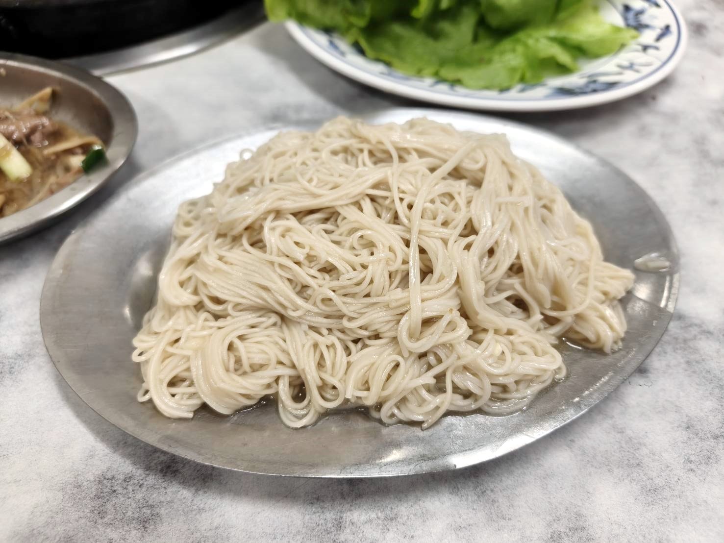 台中美食|呂記正宗岡山羊肉爐羊肉快炒店。當歸羊肉火鍋湯頭濃郁沒得比!飄出其香就讓狂你流口水~牛蒡、苦瓜炒羊肉好吃到想再續盤! - 第13張圖 台中美食|呂記正宗岡山羊肉爐羊肉快炒店。當歸羊肉火鍋湯頭濃郁沒得比!飄出其香就讓狂你流口水~牛蒡、苦瓜炒羊肉好吃到想再續盤!