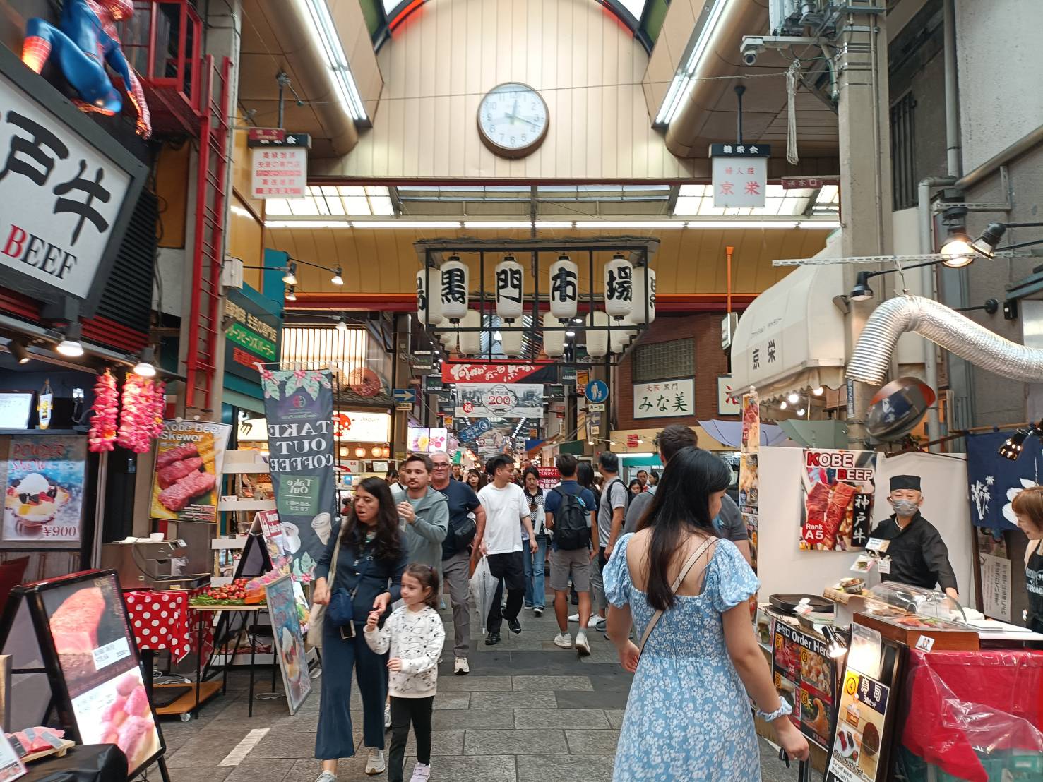 2025大阪|黑門市場開吃!黑銀まぐろや吃油脂豐富的鮪魚腹肉、八十島吃新鮮的現烤帝王蟹腳、Cinderella Croissant(クシンデレラ ロワッサン)爆餡北海道奶油可頌必吃! - 第1張圖 2025大阪|黑門市場開吃!黑銀まぐろや吃油脂豐富的鮪魚腹肉、八十島吃新鮮的現烤帝王蟹腳、Cinderella Croissant(クシンデレラ ロワッサン)爆餡北海道奶油可頌必吃!