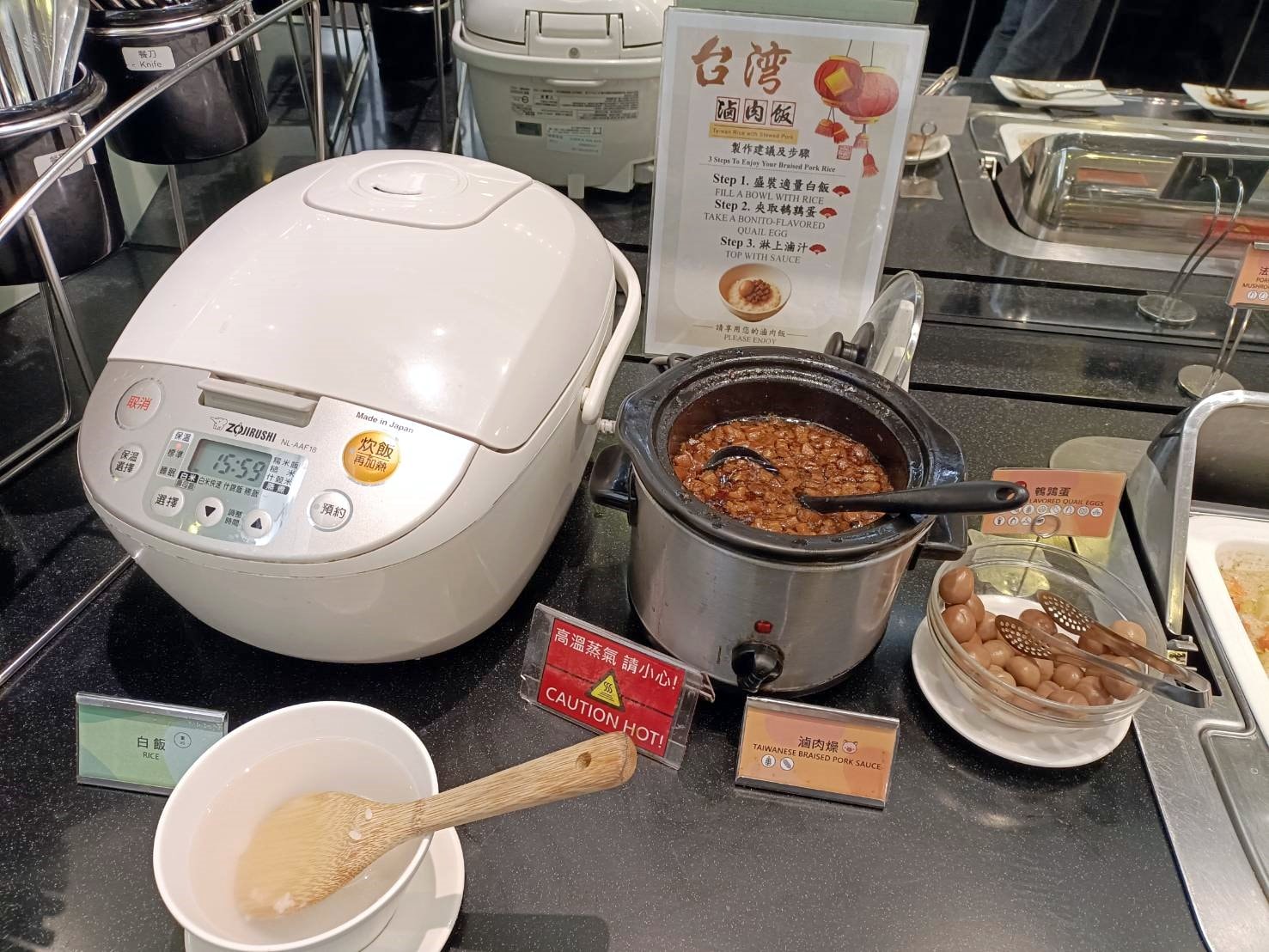 2025紐西蘭|長榮航空貴賓室 EVE AIR LOUNGE。台灣牛肉麵、滷肉飯、刈包、珍珠奶茶這裡通通有!啟程~飛向紐西蘭!