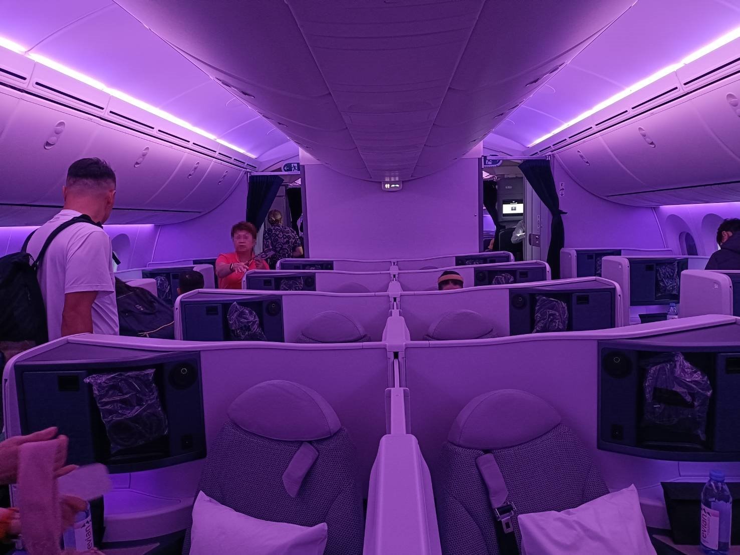 2025紐西蘭|紐西蘭航空最新波音787-9全躺平式商務艙!NZ 078航班台北直飛奧克蘭。