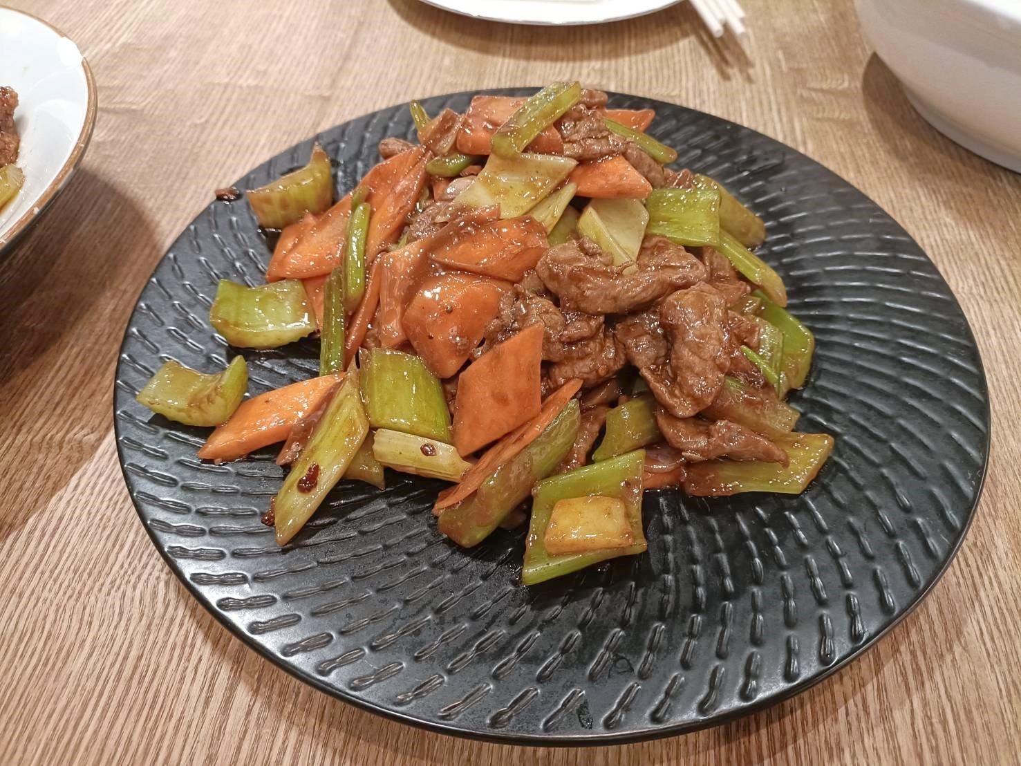 2025紐西蘭|珍珠中餐廳 Pearl Chinese Restaurant。好吃是好吃~但口味好重呀!