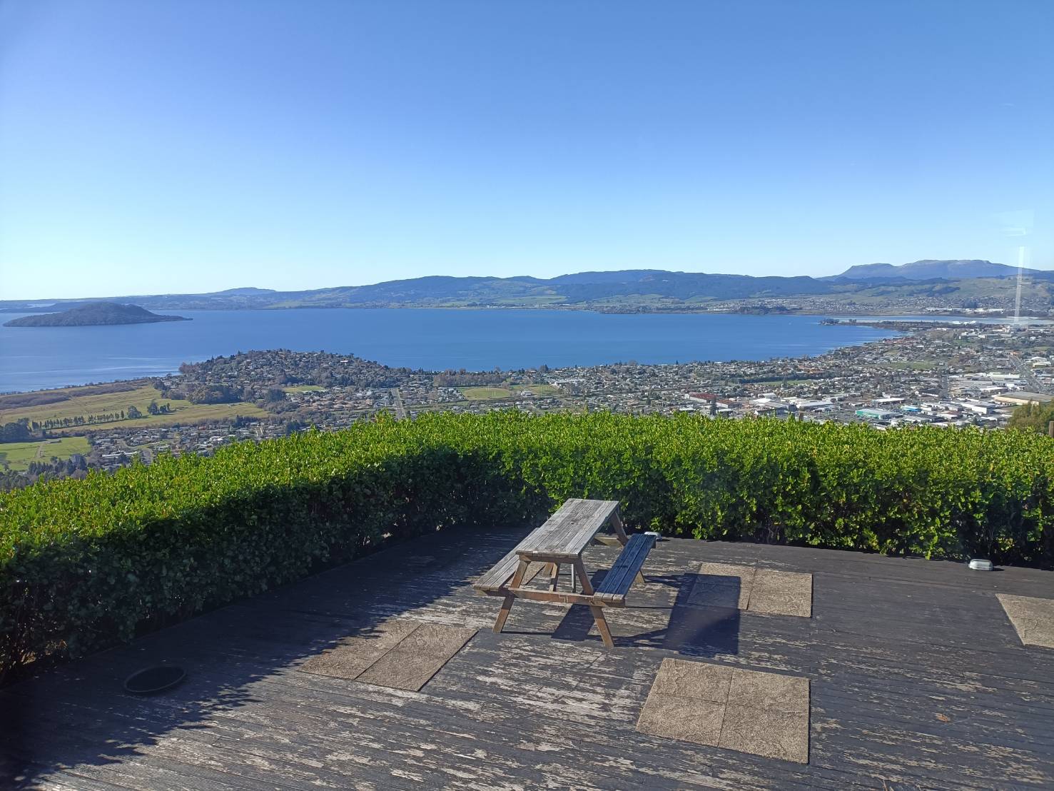 2025紐西蘭| Aorangi Peak Restaurant Rotorua New Zealand 白雲峰山頂餐廳。景色無敵~景觀比餐食更讓人心動!