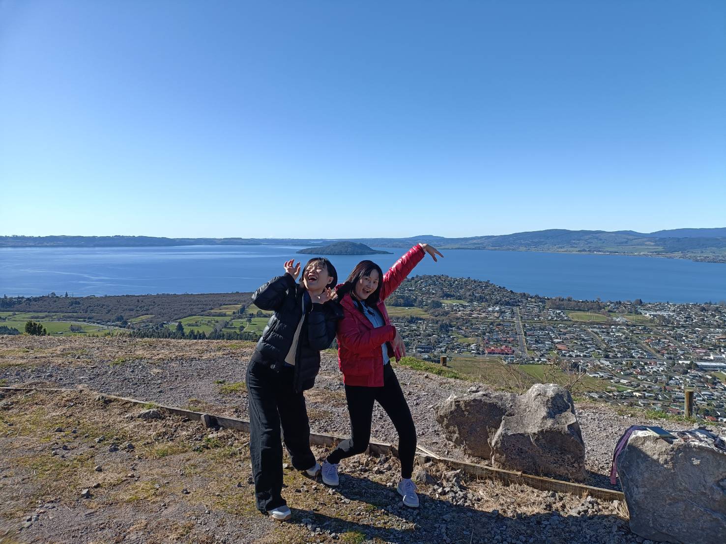 2025紐西蘭| Aorangi Peak Restaurant Rotorua New Zealand 白雲峰山頂餐廳。景色無敵~景觀比餐食更讓人心動!