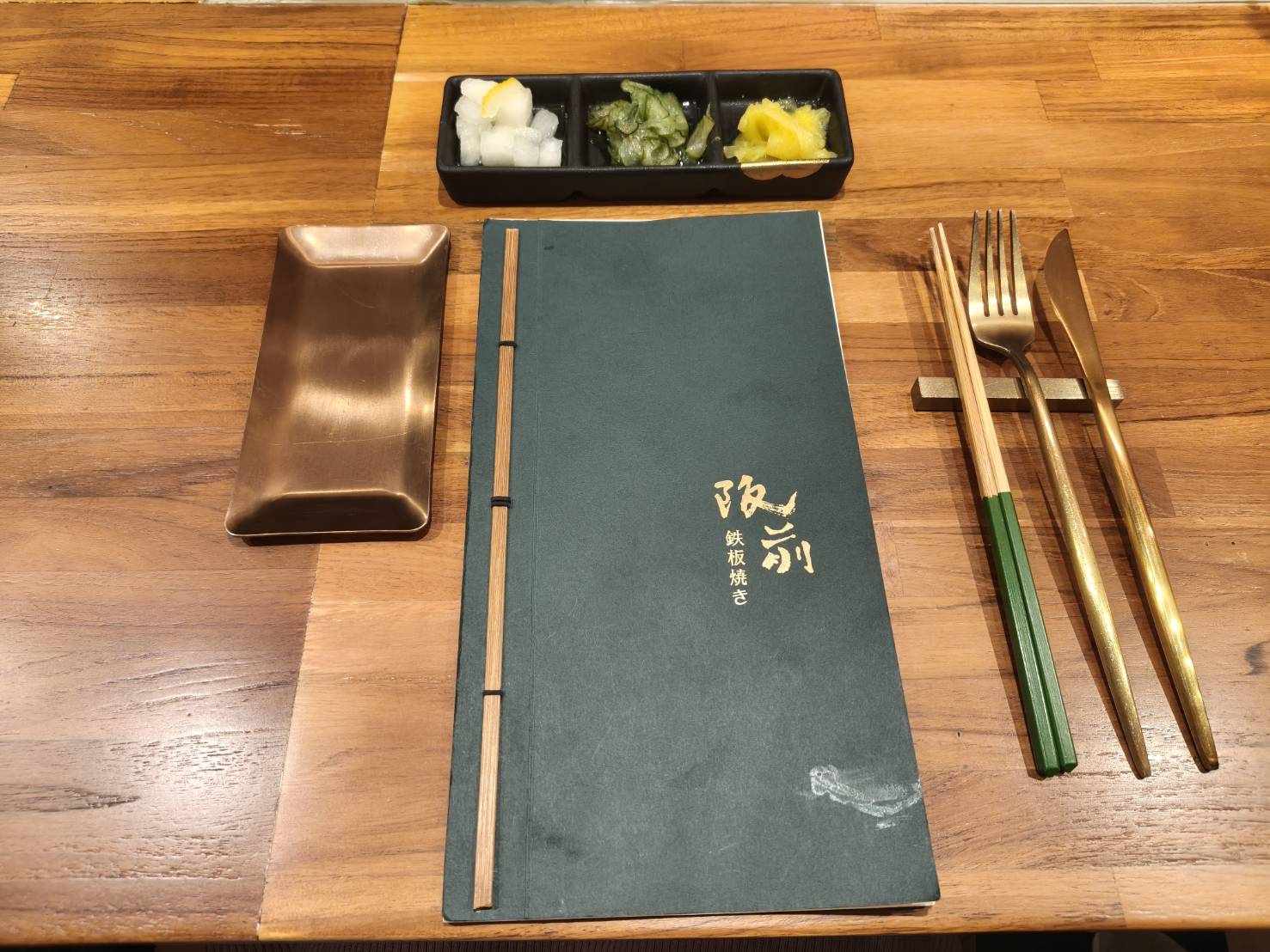 板橋美食|阪前鐵板燒-板橋民生店。A5和牛、龍蝦、鮑魚一餐全包!