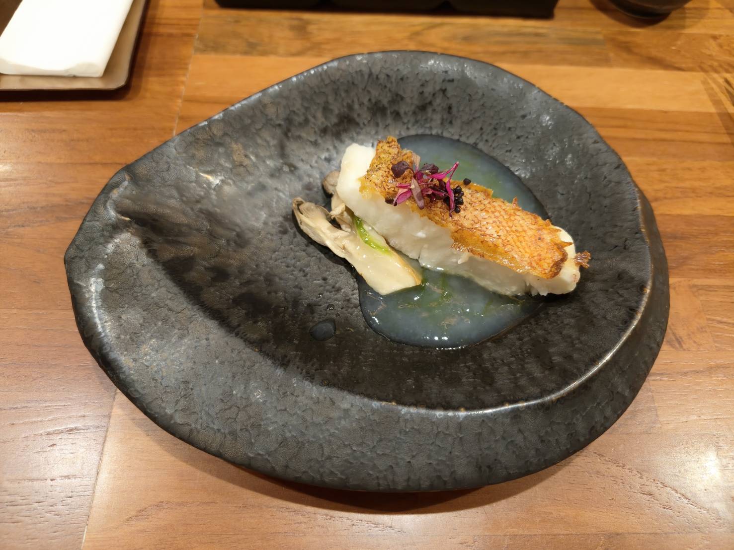 板橋美食|阪前鐵板燒-板橋民生店。A5和牛、龍蝦、鮑魚一餐全包!