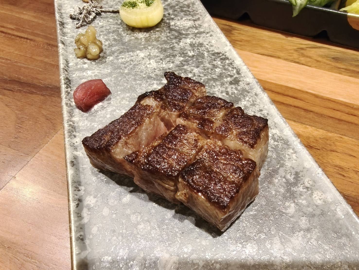 板橋美食|阪前鐵板燒-板橋民生店。A5和牛、龍蝦、鮑魚一餐全包!