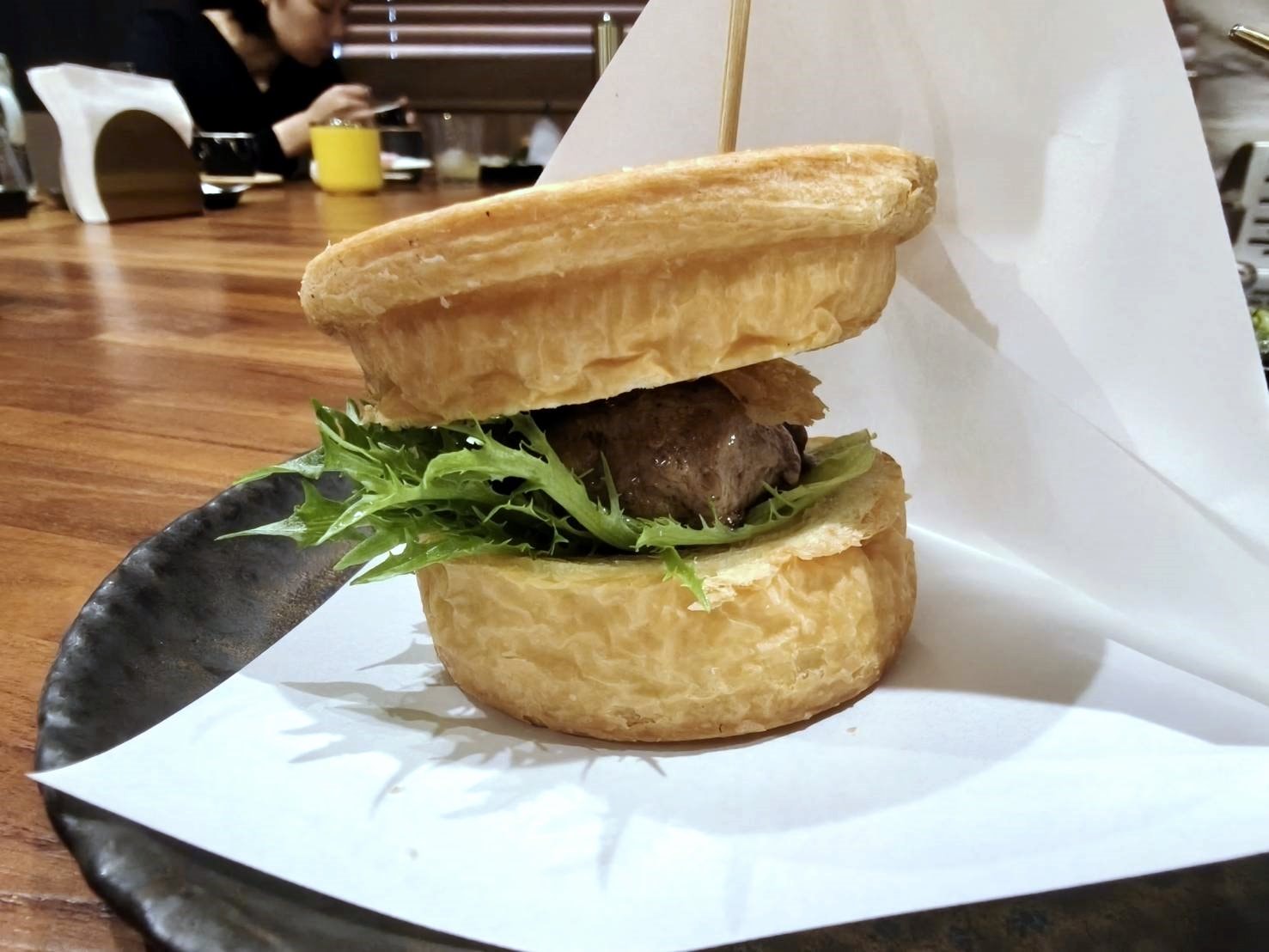 板橋美食|阪前鐵板燒-板橋民生店。A5和牛、龍蝦、鮑魚一餐全包!