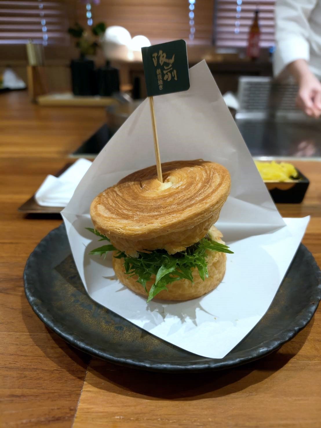 板橋美食|阪前鐵板燒-板橋民生店。A5和牛、龍蝦、鮑魚一餐全包!