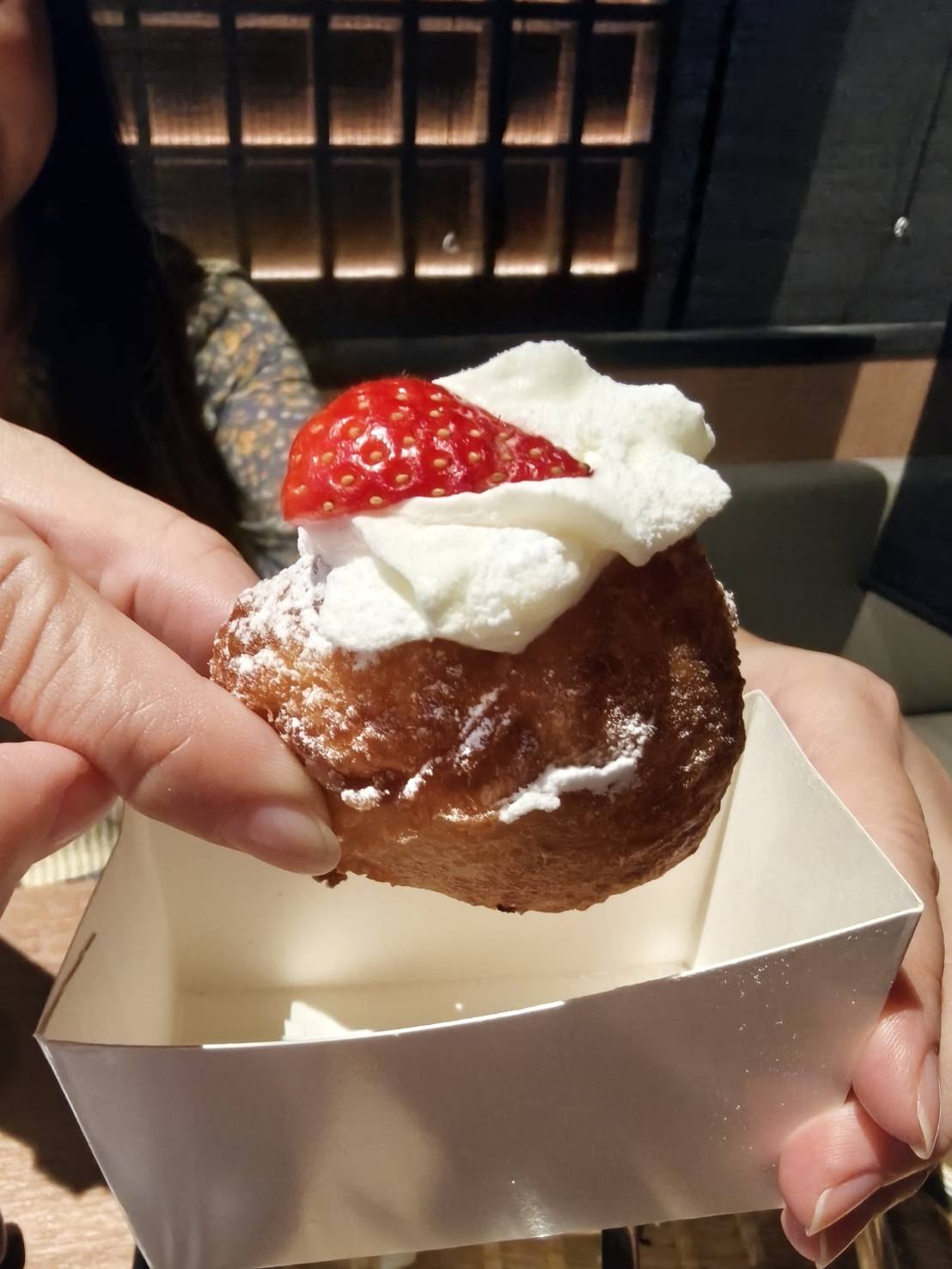 台北信義區美食|六松今苑-壽喜燒/鍋物 食べ放題。不止讓你肉品吃到飽、蔬菜、飲料、冰淇淋、生甜甜圈、各式酒類都讓你吃到飽!