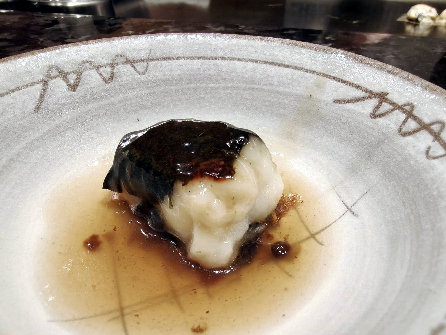 板橋美食|初魚鐵板料亭 -板橋大遠百店。無菜單鐵板料理1880元+10%，須事先訂位付全款!