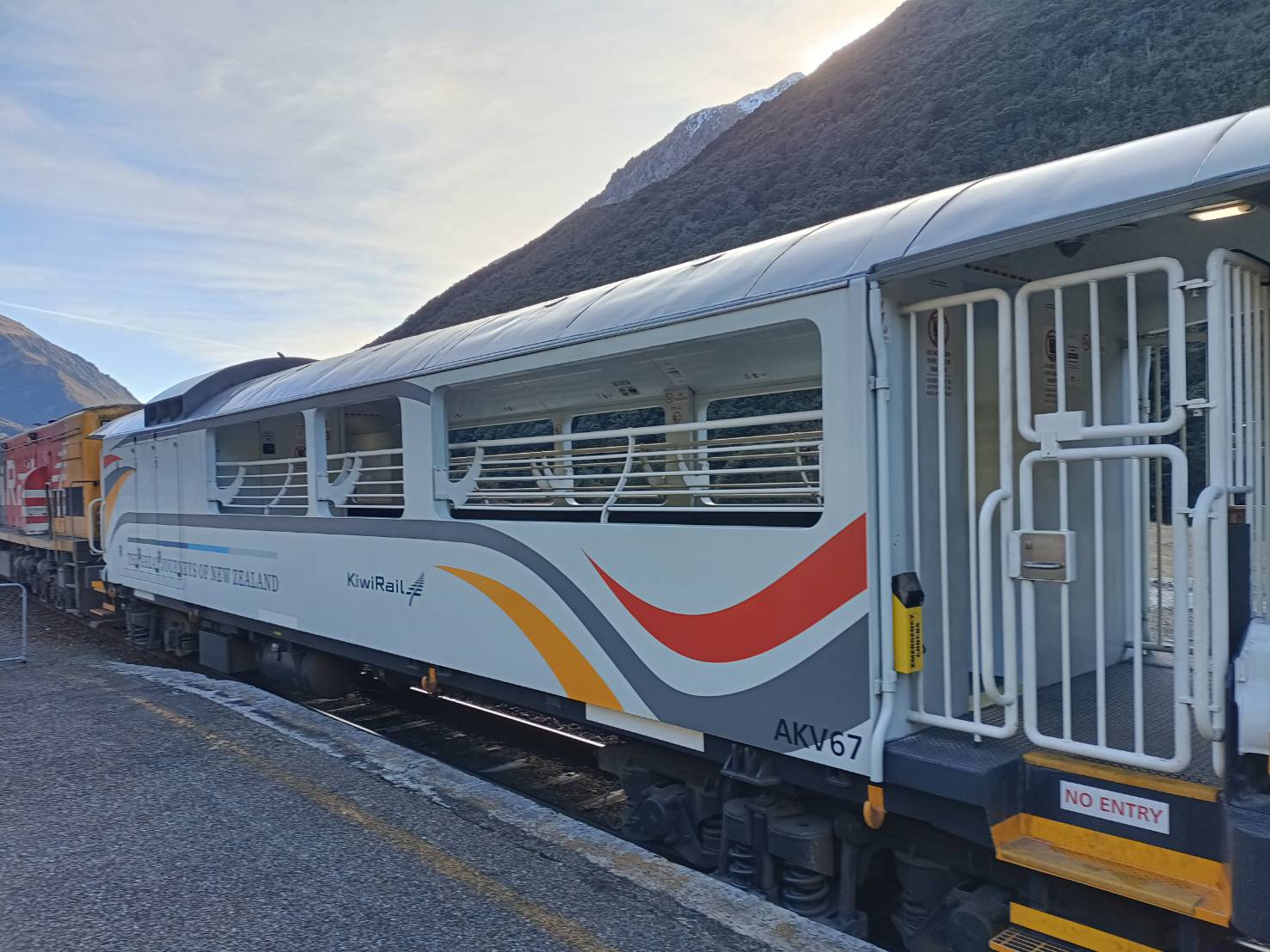 2025紐西蘭|Castle Hill 城堡山 納尼亞電影拍攝場景之一、TranzAlpine train 阿爾卑斯號高山景觀列車