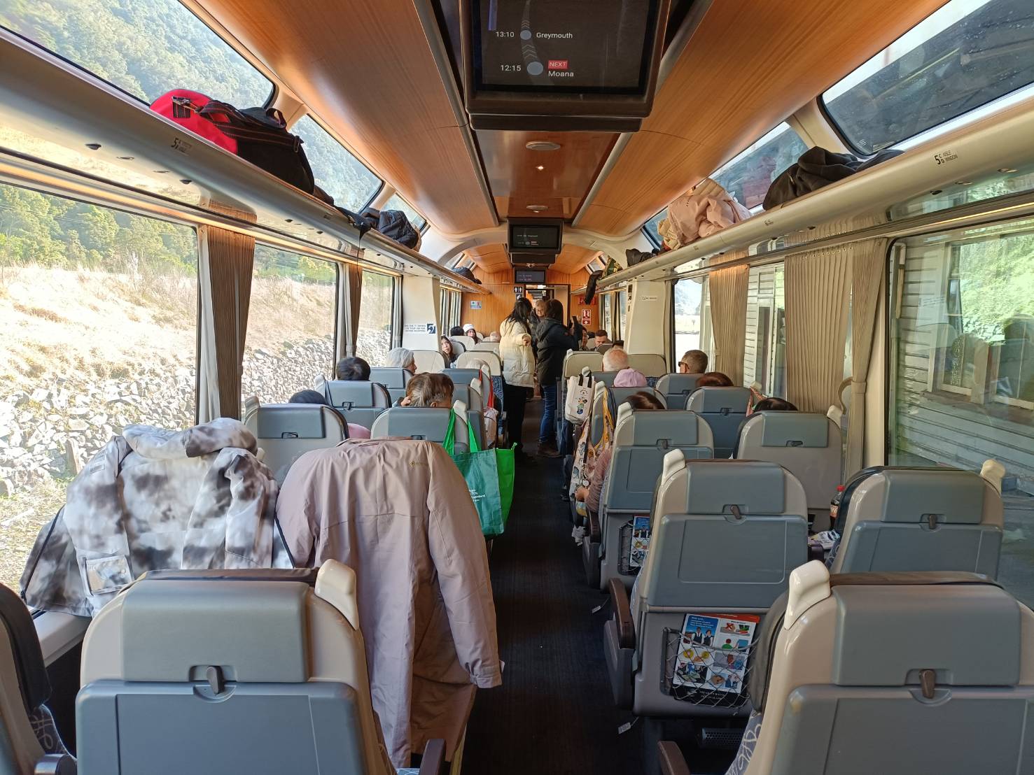 2025紐西蘭|Castle Hill 城堡山 納尼亞電影拍攝場景之一、TranzAlpine train 阿爾卑斯號高山景觀列車