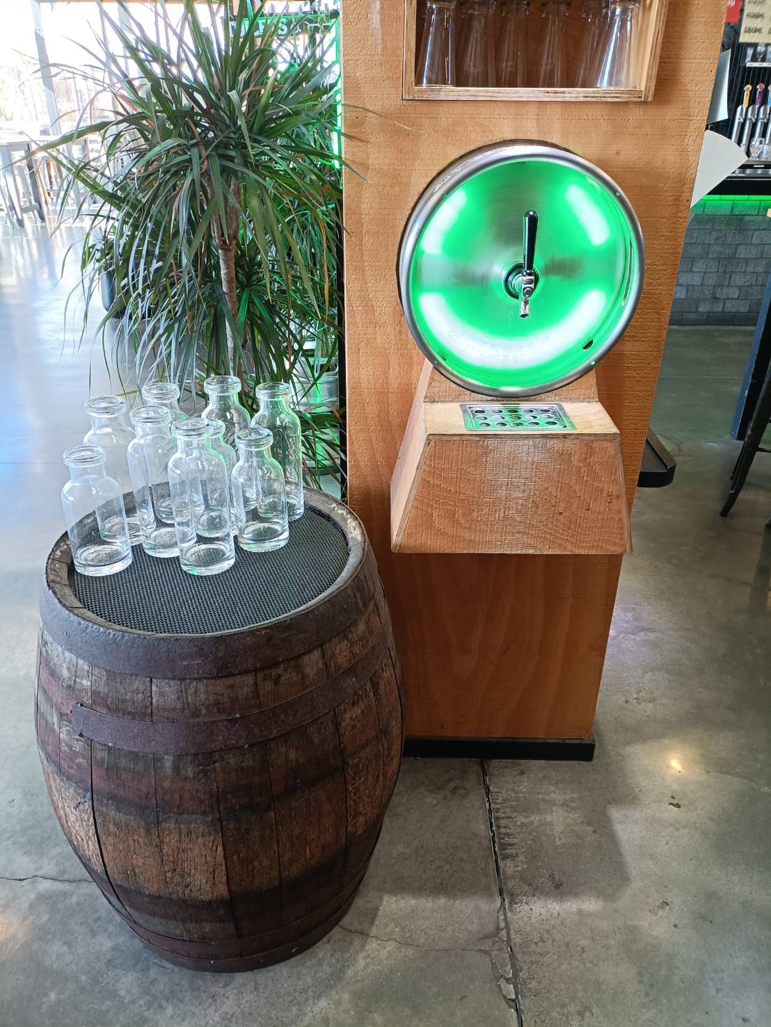 2025紐西蘭|Monteiths Hanmer Brewery Bar。喝啤酒微醺一下~一次可以品嚐到6款不同的啤酒喔!