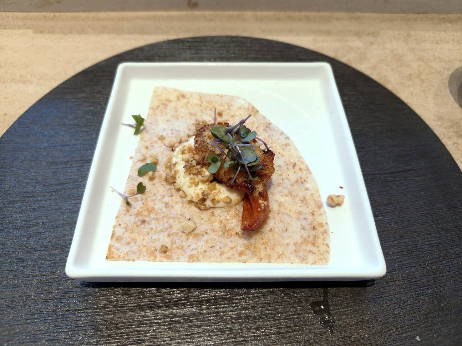 台北信義區美食|樂葵法式鐵板燒 台北微風南山店。套餐1650元+10%訂位時需付全額，食材新鮮、品質佳!服務有待加強~進步空間很大!