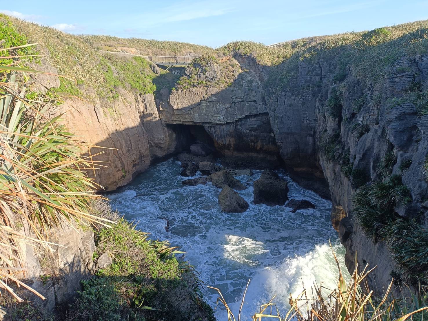 2025紐西蘭|Pancake Rocks and Blowholes Track 普納凱基 千層石岩。再次見識到大自然的鬼斧神工!