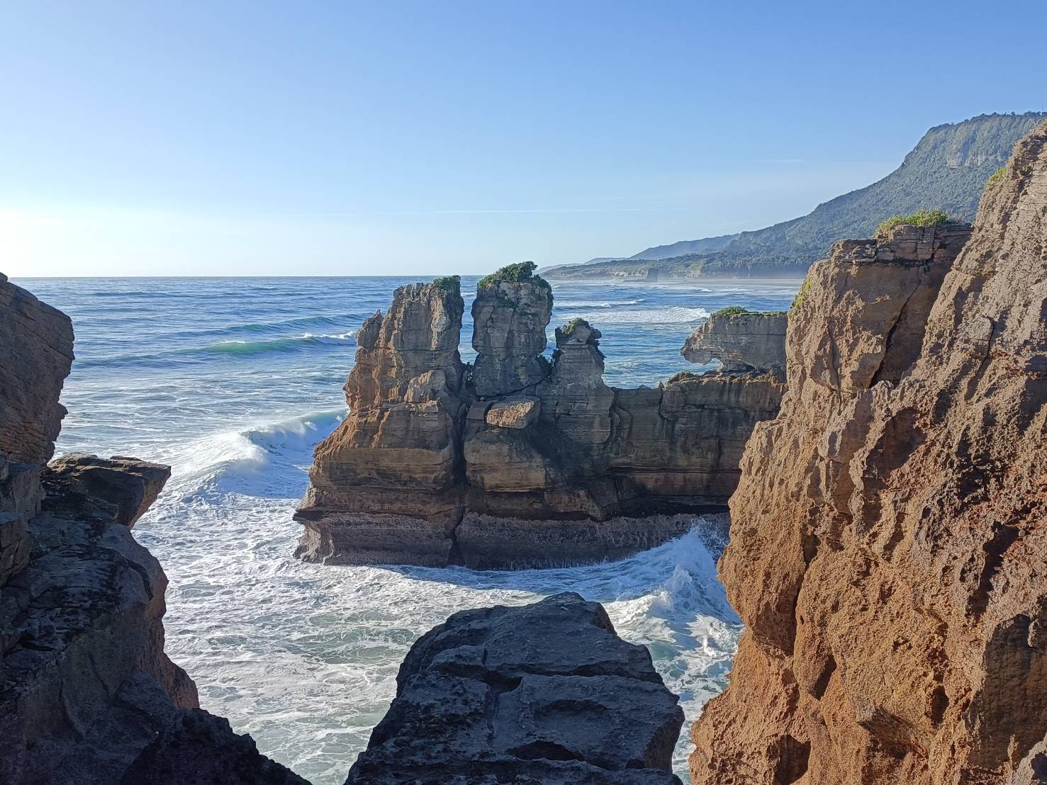 2025紐西蘭|Pancake Rocks and Blowholes Track 普納凱基 千層石岩。再次見識到大自然的鬼斧神工!