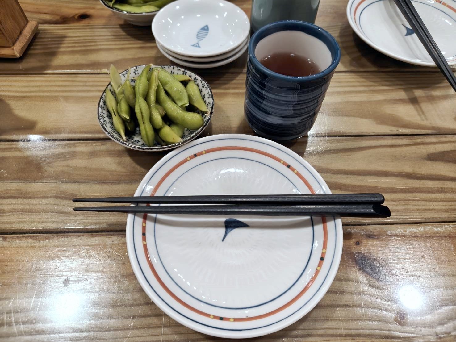 中和美食|二男小家料理。男子漢海鮮丼一碗什麼好料都吃的到才390元!