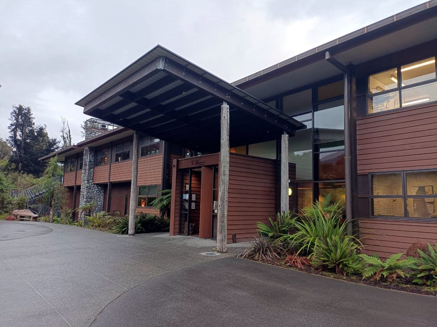 2025紐西蘭|特瓦諾伊森林酒店 Legacy Te Waonui Hotel Franz Josef。一泊二食~西式排餐+自助式早餐