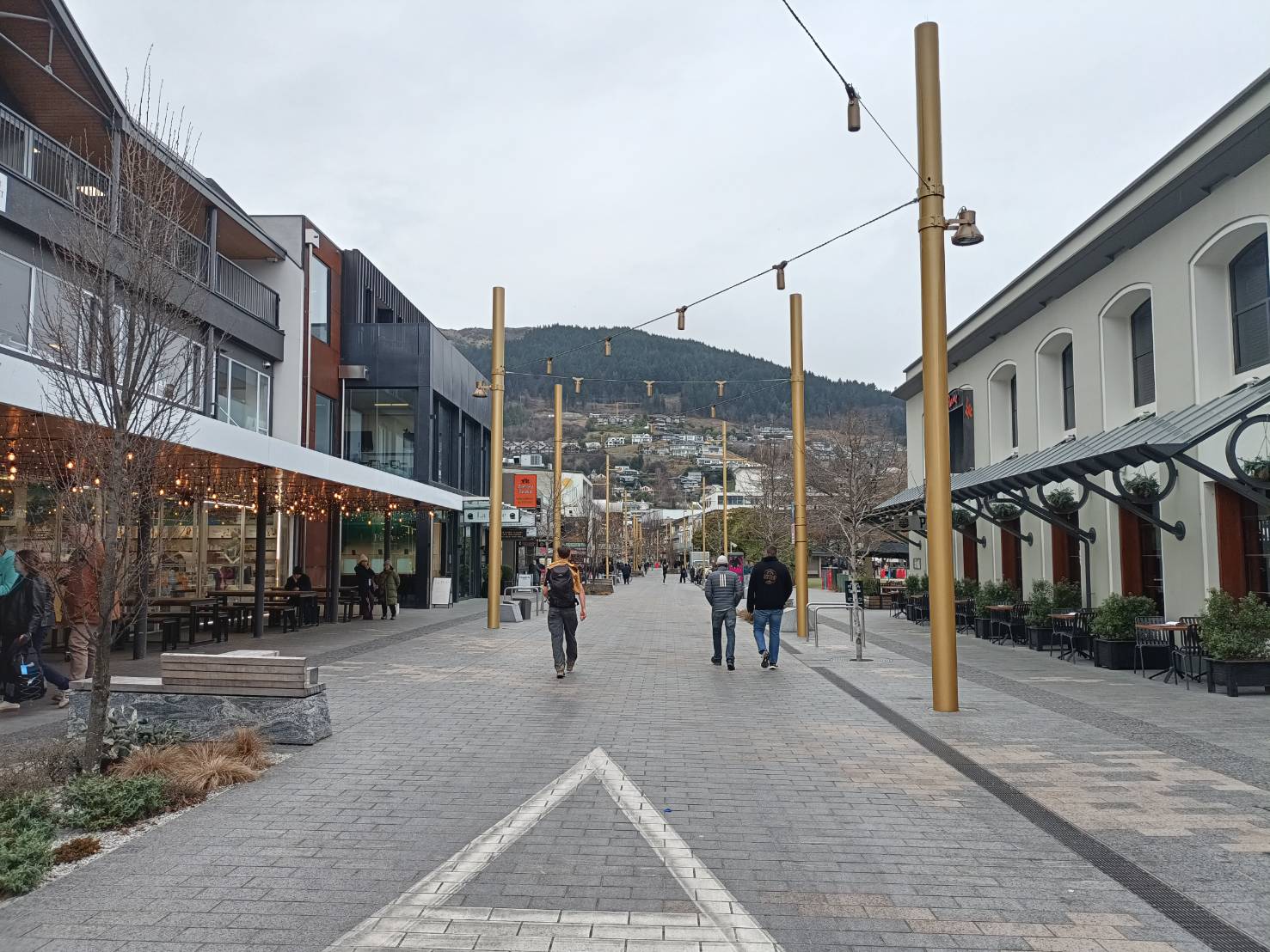 2025紐西蘭|瓦爾特峰高原牧場 Walter Peak High Country Farm。如童話般的景色~牧羊犬趕羊和剪羊毛秀! - 第13張圖 2025紐西蘭|瓦爾特峰高原牧場 Walter Peak High Country Farm。如童話般的景色~牧羊犬趕羊和剪羊毛秀!