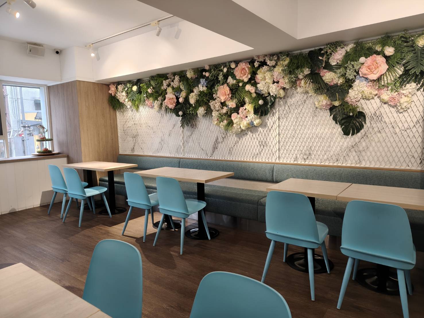 台北國父紀念館甜點|PINÈDE 彼內朵 台北市府店。來自日本名古屋的法式甜點店，單人下午茶299元含蛋糕+飲料!