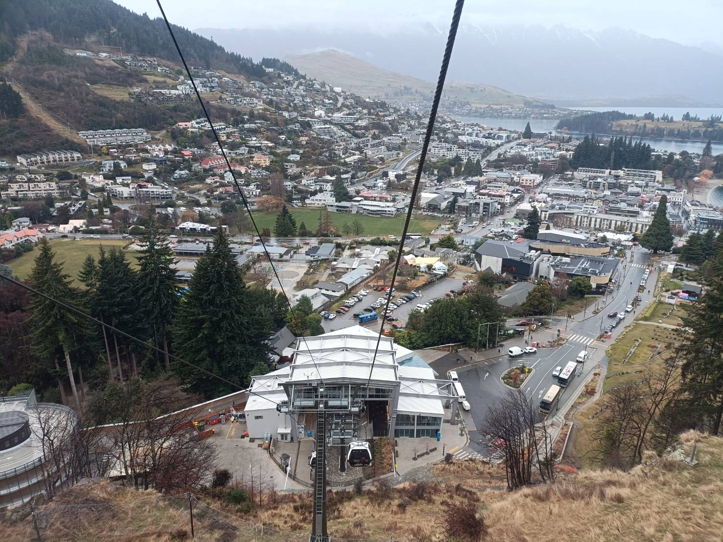 2025紐西蘭|天空纜車 Skyline Queenstown、溜溜車/斜坡滑車 Skyline Gondola & Luge、Stratosfare Restaurant & Bar 自助餐。 - 第6張圖 2025紐西蘭|天空纜車 Skyline Queenstown、溜溜車/斜坡滑車 Skyline Gondola & Luge、Stratosfare Restaurant & Bar 自助餐。