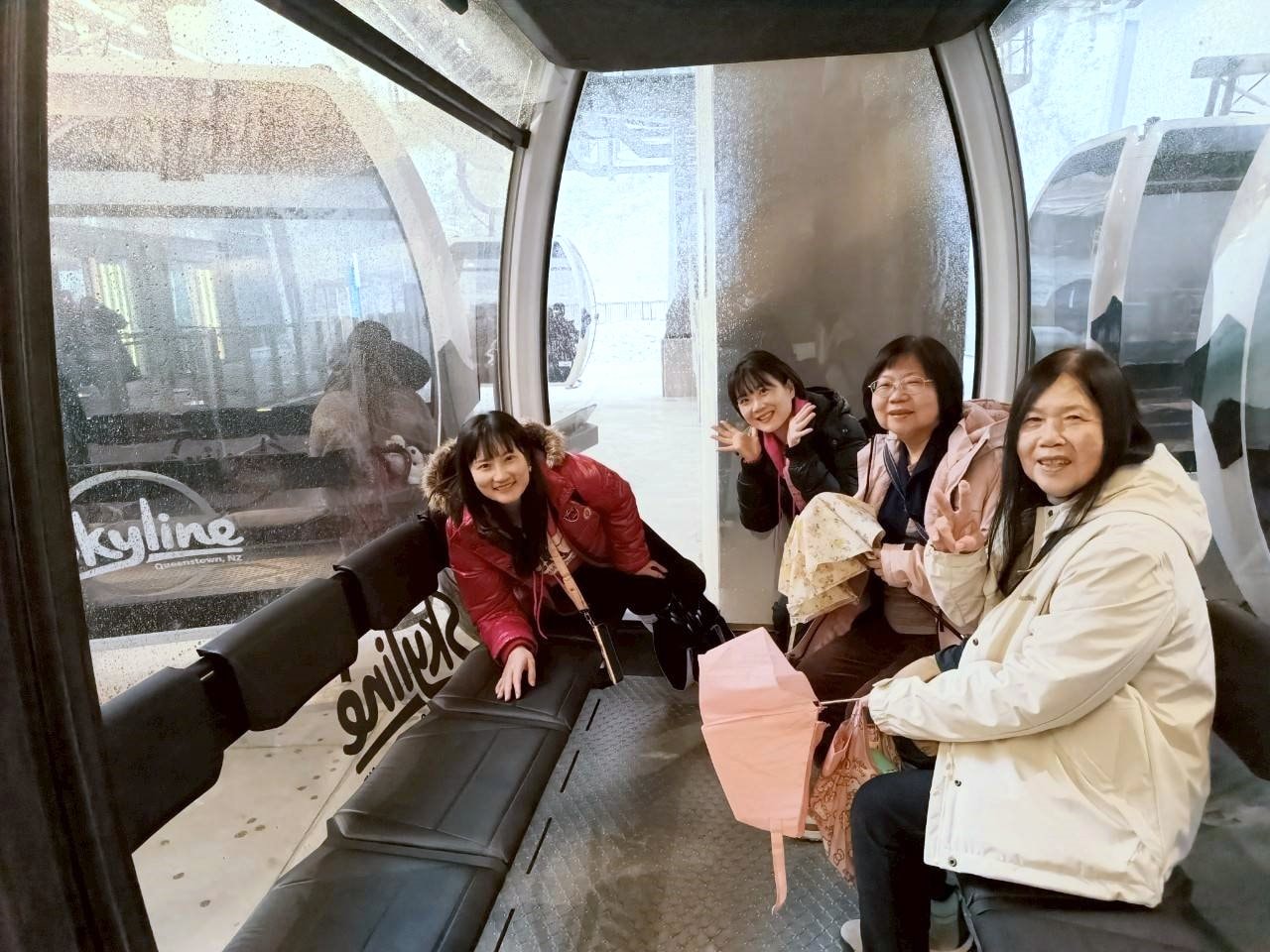 2025紐西蘭|天空纜車 Skyline Queenstown、溜溜車/斜坡滑車 Skyline Gondola & Luge、Stratosfare Restaurant & Bar 自助餐。 - 第4張圖 2025紐西蘭|天空纜車 Skyline Queenstown、溜溜車/斜坡滑車 Skyline Gondola & Luge、Stratosfare Restaurant & Bar 自助餐。