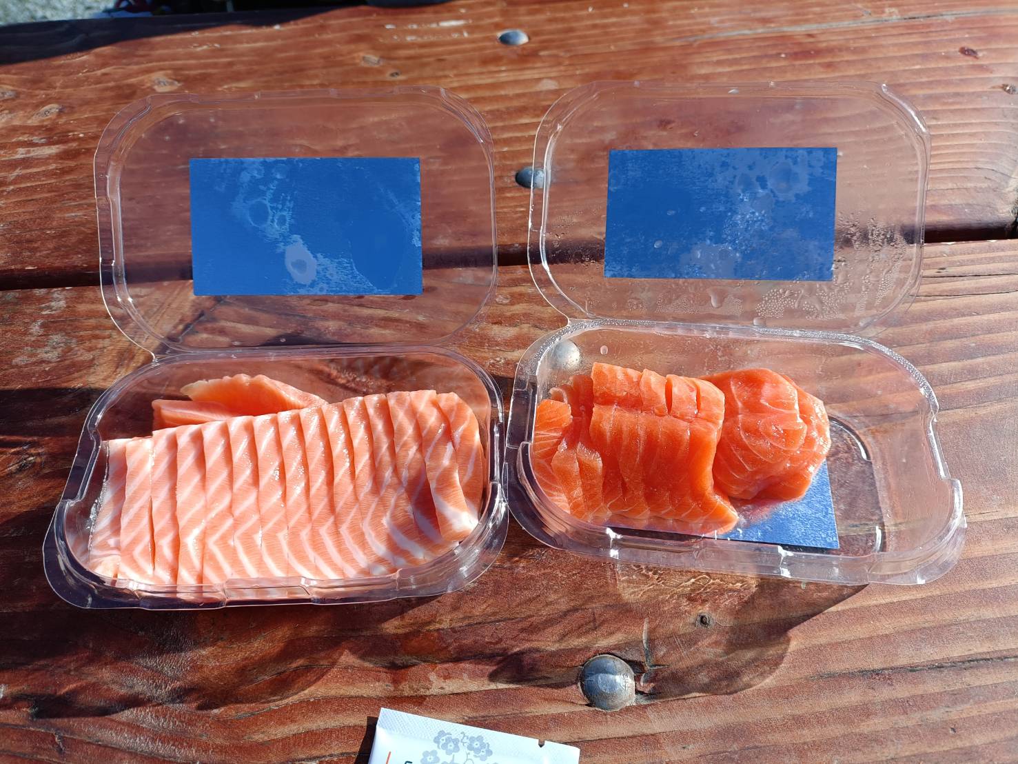 2025紐西蘭|普卡基湖遊客中心 Punatahu Visitor Center。Mt Cook Alpine Salmon Shop 冰川水養殖的鮭魚鮮甜無腥味!還帶有奶香喔!卡瓦勞大橋 Kawarau Bridge 滑索初體驗~好玩又過癮呀! - 第2張圖 2025紐西蘭|普卡基湖遊客中心 Punatahu Visitor Center。Mt Cook Alpine Salmon Shop 冰川水養殖的鮭魚鮮甜無腥味!還帶有奶香喔!卡瓦勞大橋 Kawarau Bridge 滑索初體驗~好玩又過癮呀!