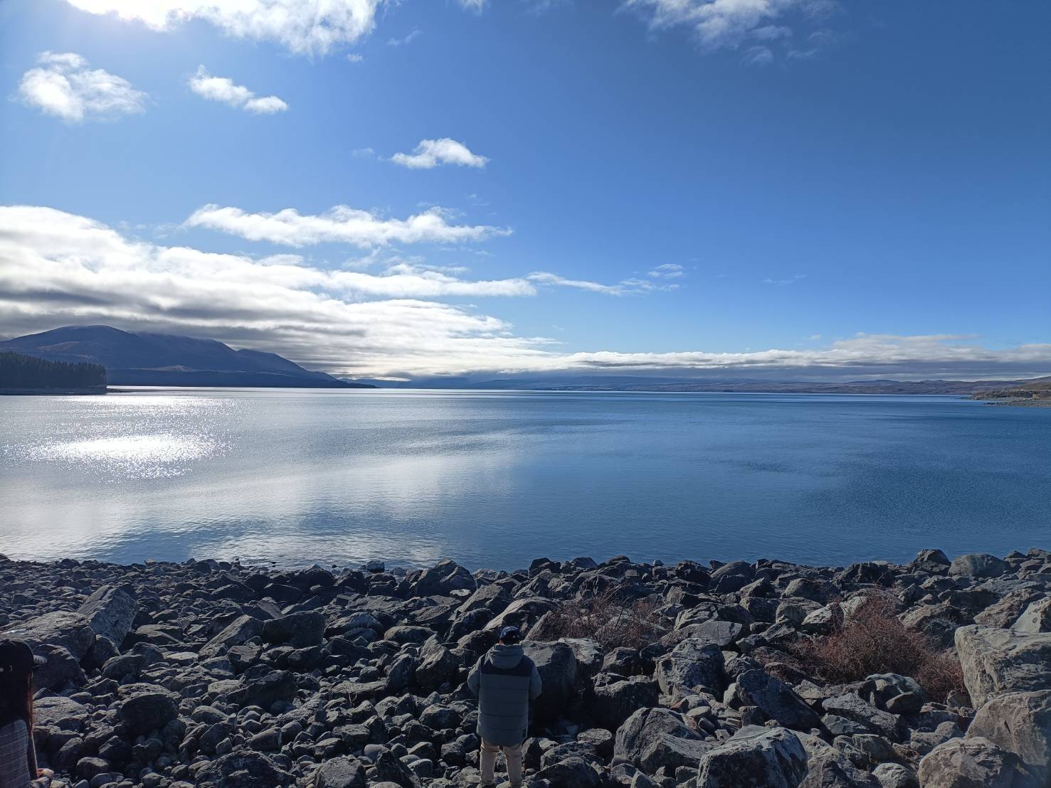 2025紐西蘭|普卡基湖遊客中心 Punatahu Visitor Center。Mt Cook Alpine Salmon Shop 冰川水養殖的鮭魚鮮甜無腥味!還帶有奶香喔!卡瓦勞大橋 Kawarau Bridge 滑索初體驗~好玩又過癮呀! - 第1張圖 2025紐西蘭|普卡基湖遊客中心 Punatahu Visitor Center。Mt Cook Alpine Salmon Shop 冰川水養殖的鮭魚鮮甜無腥味!還帶有奶香喔!卡瓦勞大橋 Kawarau Bridge 滑索初體驗~好玩又過癮呀!