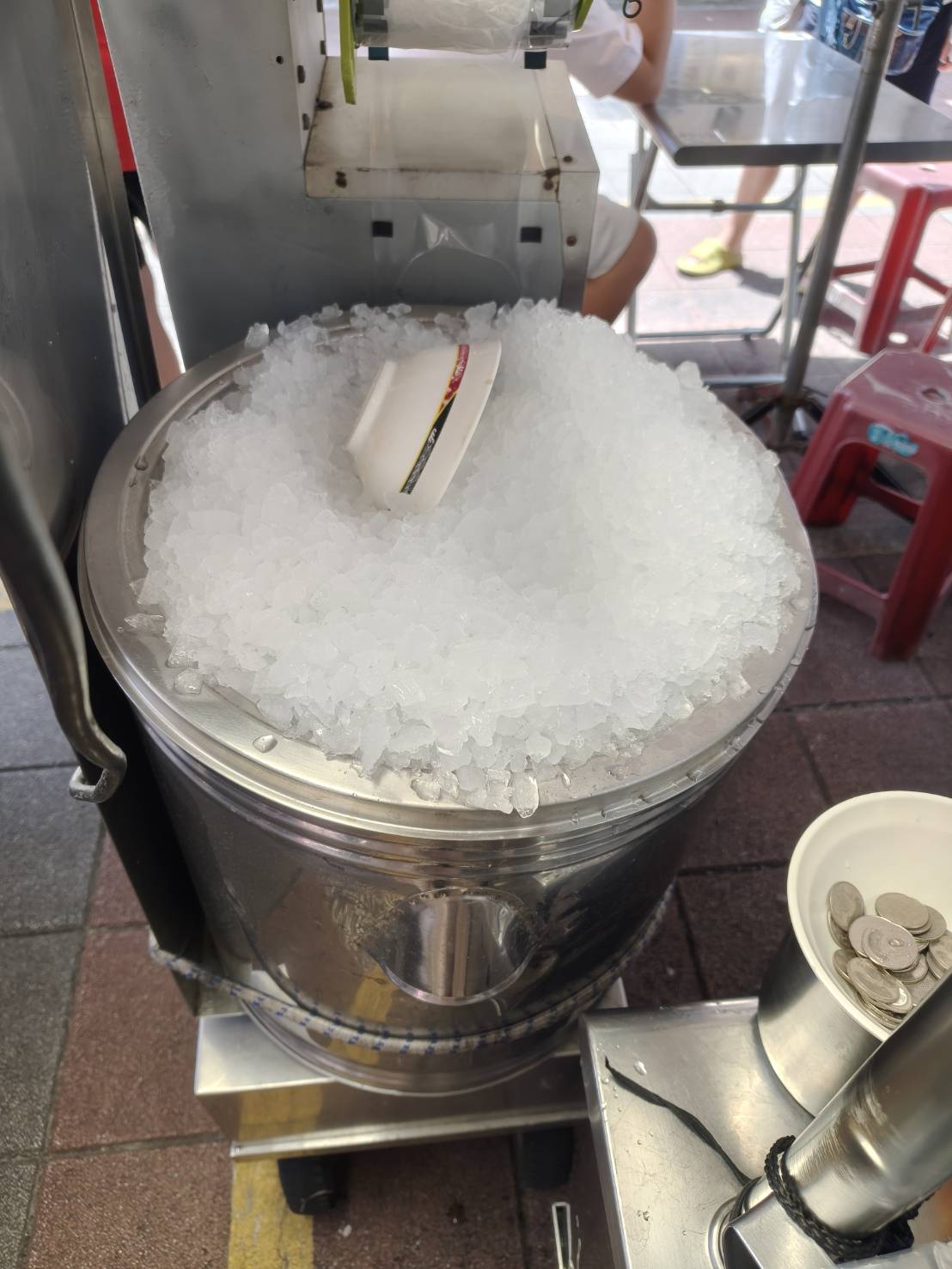 晴光市場、雙城街美食|城市愛玉~一碗60元可任意搭配1~4種料!檸檬愛玉必吃、古早味配料首推粉條、米苔目!