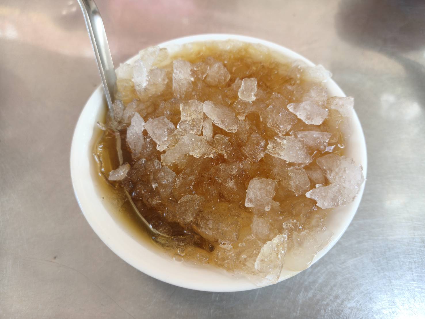 晴光市場、雙城街美食|城市愛玉~一碗60元可任意搭配1~4種料!檸檬愛玉必吃、古早味配料首推粉條、米苔目!