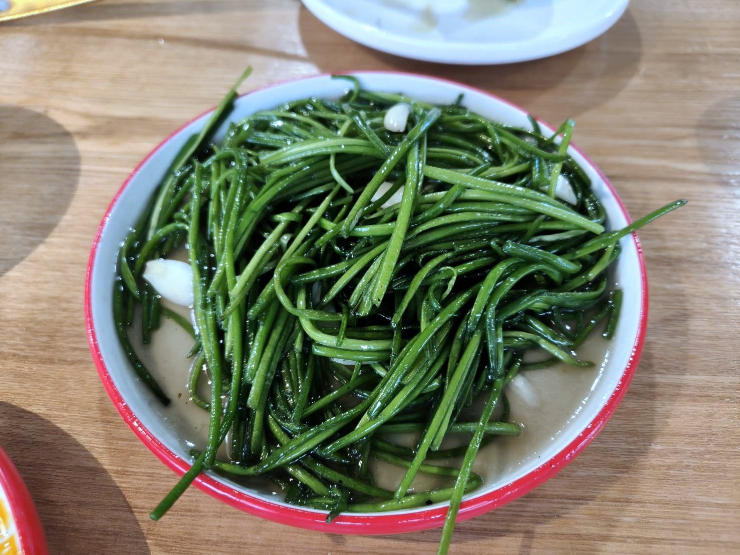 台北忠孝敦化美食|正太酸菜魚&川菜吃到飽。假日799元+10%可享35道川菜無限享用!好不好吃看個人？服務品質看運氣!內含菜單