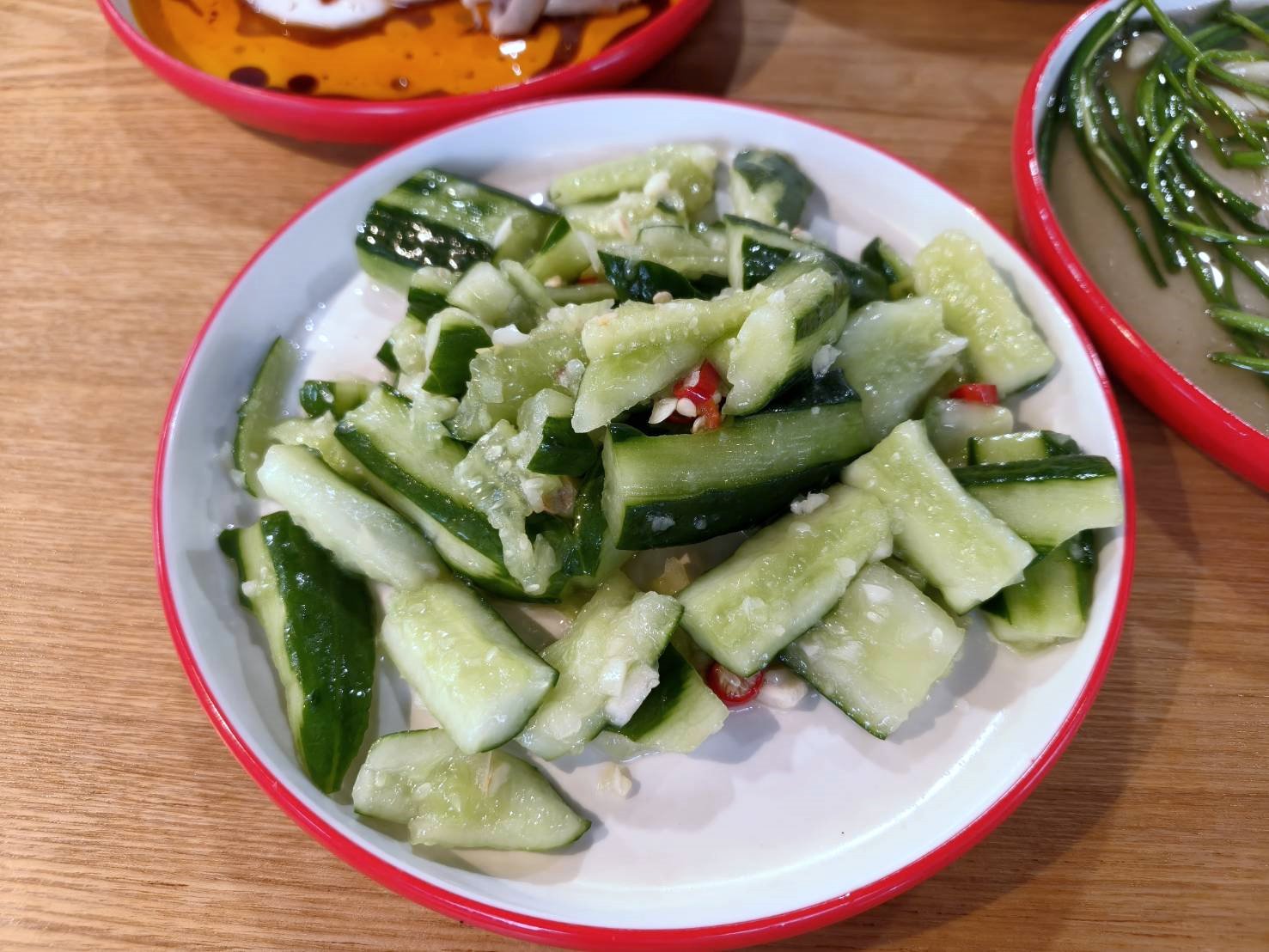 台北忠孝敦化美食|正太酸菜魚&川菜吃到飽。假日799元+10%可享35道川菜無限享用!好不好吃看個人？服務品質看運氣!內含菜單