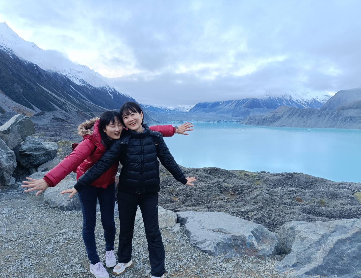 2025紐西蘭|塔斯曼冰河 Tasman Glacier、庫克山國家公園 Aoraki / Mount Cook National Park,冰河退縮後才形成的乳藍色塔斯曼冰河湖。 - 第2張圖 2025紐西蘭|塔斯曼冰河 Tasman Glacier、庫克山國家公園 Aoraki / Mount Cook National Park,冰河退縮後才形成的乳藍色塔斯曼冰河湖。
