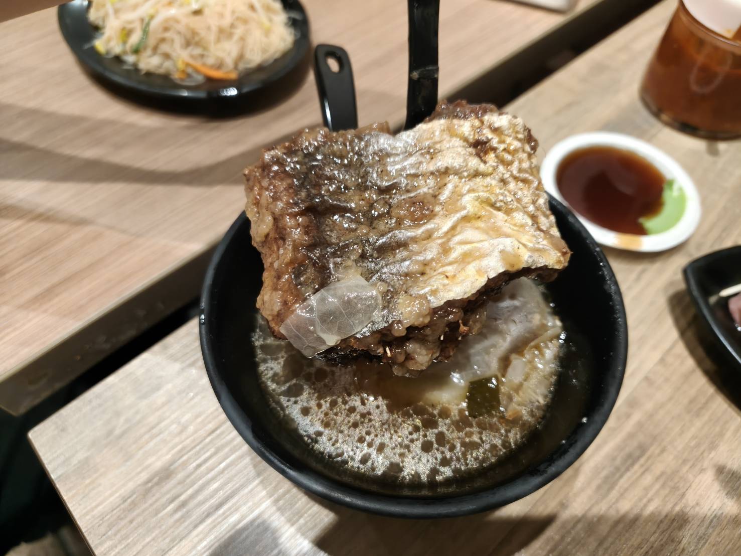 台北市大同區美食| 娥嬤炖鰻(原昌吉紅燒炖鰻)，傳承一甲子的好味道!紅燒炖鰻~湯頭帶有淡淡的藥膳、鰻魚超大塊喔!
