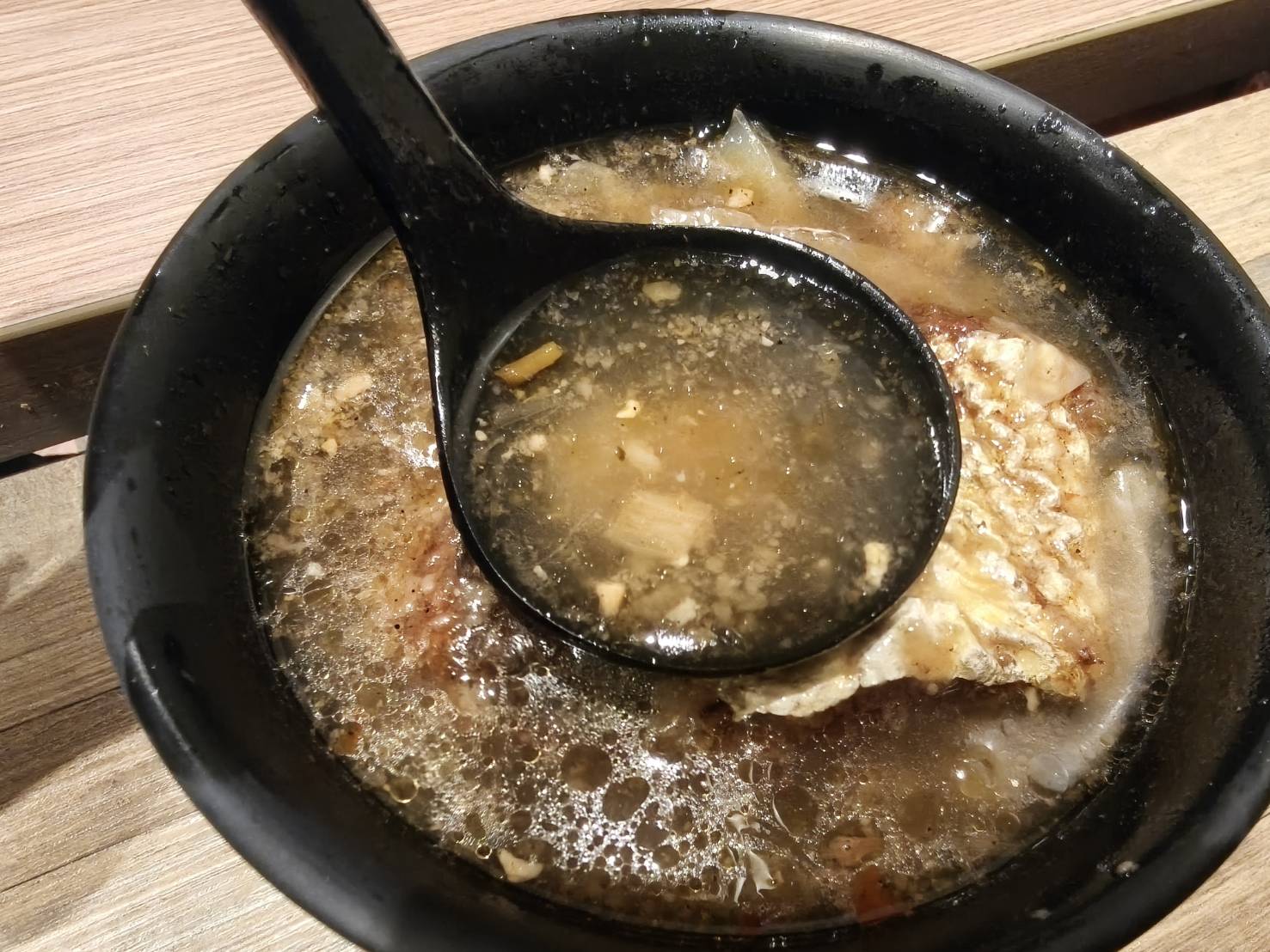 台北市大同區美食| 娥嬤炖鰻(原昌吉紅燒炖鰻)，傳承一甲子的好味道!紅燒炖鰻~湯頭帶有淡淡的藥膳、鰻魚超大塊喔!