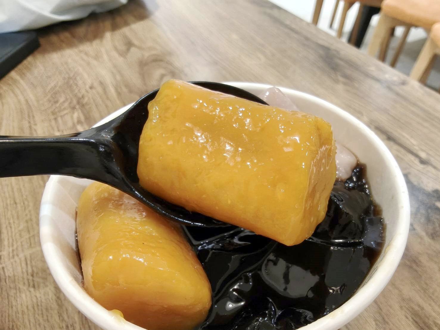 金山老街美食|金山芋圓王-老街94號店。霸王級別XXL尺寸芋圓、地瓜圓! - 第6張圖 金山老街美食|金山芋圓王-老街94號店。霸王級別XXL尺寸芋圓、地瓜圓!