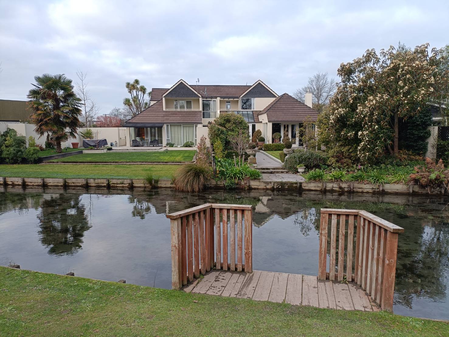 2025紐西蘭|夢娜維爾花園 Mona Vale Garden 浪漫慢步,Madam Kwong’s Restaurant 中式粵菜~海陸全餐! - 第5張圖 2025紐西蘭|夢娜維爾花園 Mona Vale Garden 浪漫慢步,Madam Kwong’s Restaurant 中式粵菜~海陸全餐!