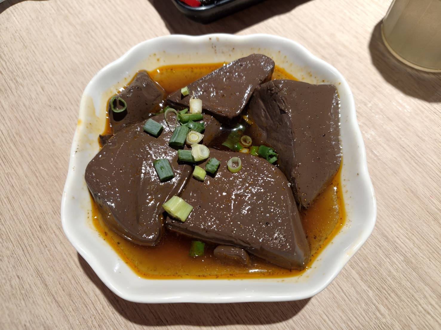 台北士林區美食|鐵鍋門一鍋一燒專賣店。一次吃到火鍋與鐵板料理,讓你一餐雙享受! - 第7張圖 台北士林區美食|鐵鍋門一鍋一燒專賣店。一次吃到火鍋與鐵板料理,讓你一餐雙享受!