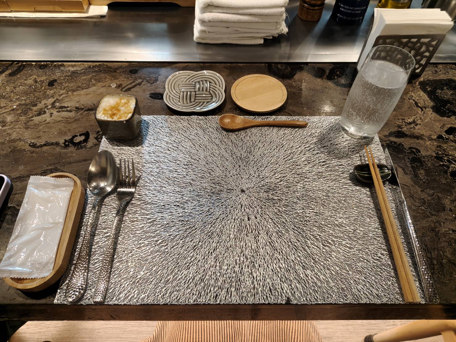 桃園美食|一鰭會無菜單鐵板燒料理。午餐套餐1人1580元+10%享9道佳餚
