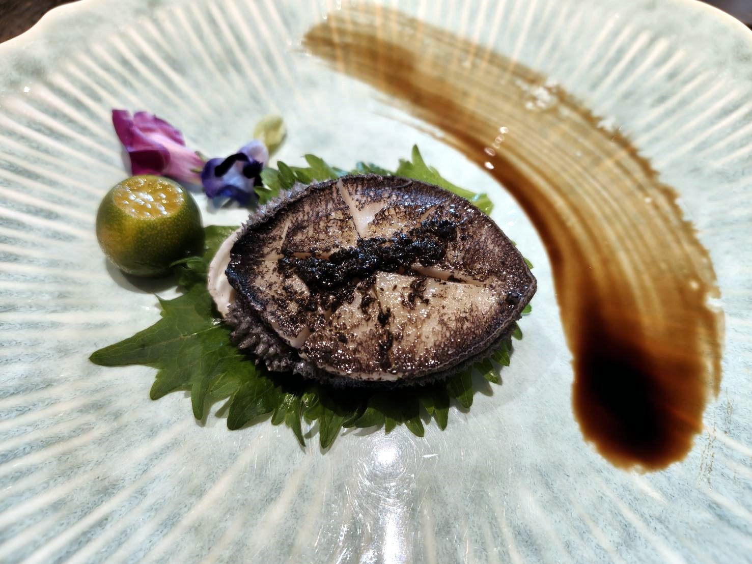 桃園美食|一鰭會無菜單鐵板燒料理。午餐套餐1人1580元+10%享9道佳餚