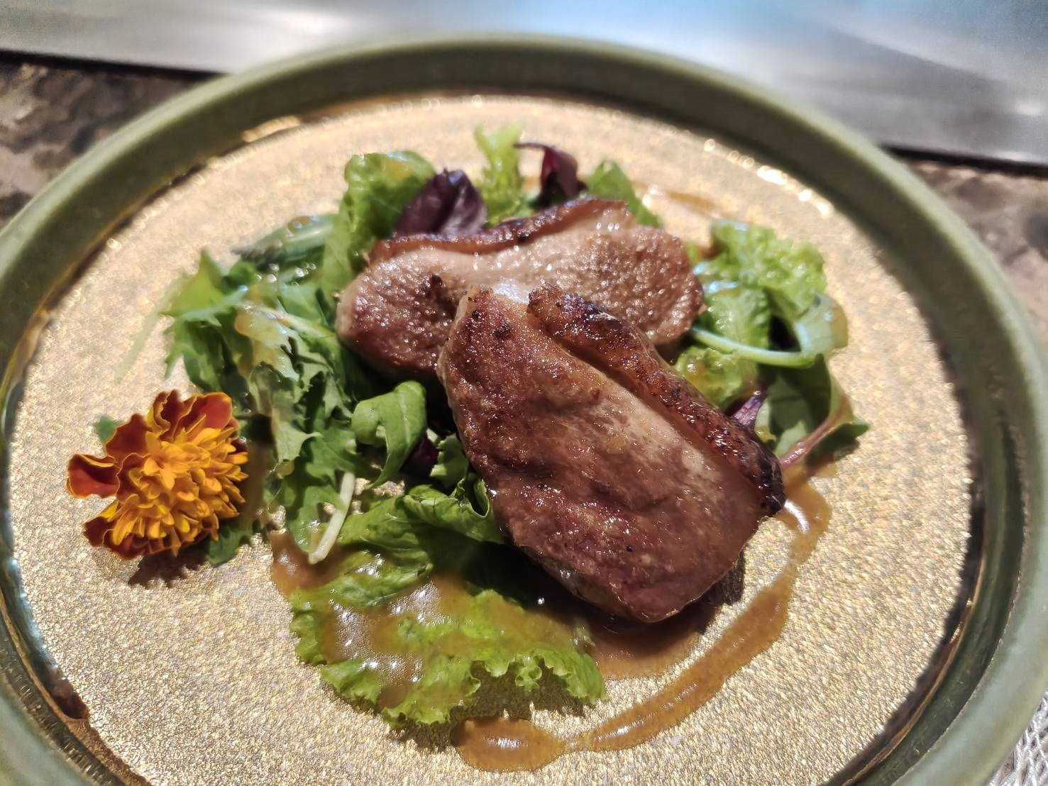 桃園美食|一鰭會無菜單鐵板燒料理。午餐套餐1人1580元+10%享9道佳餚