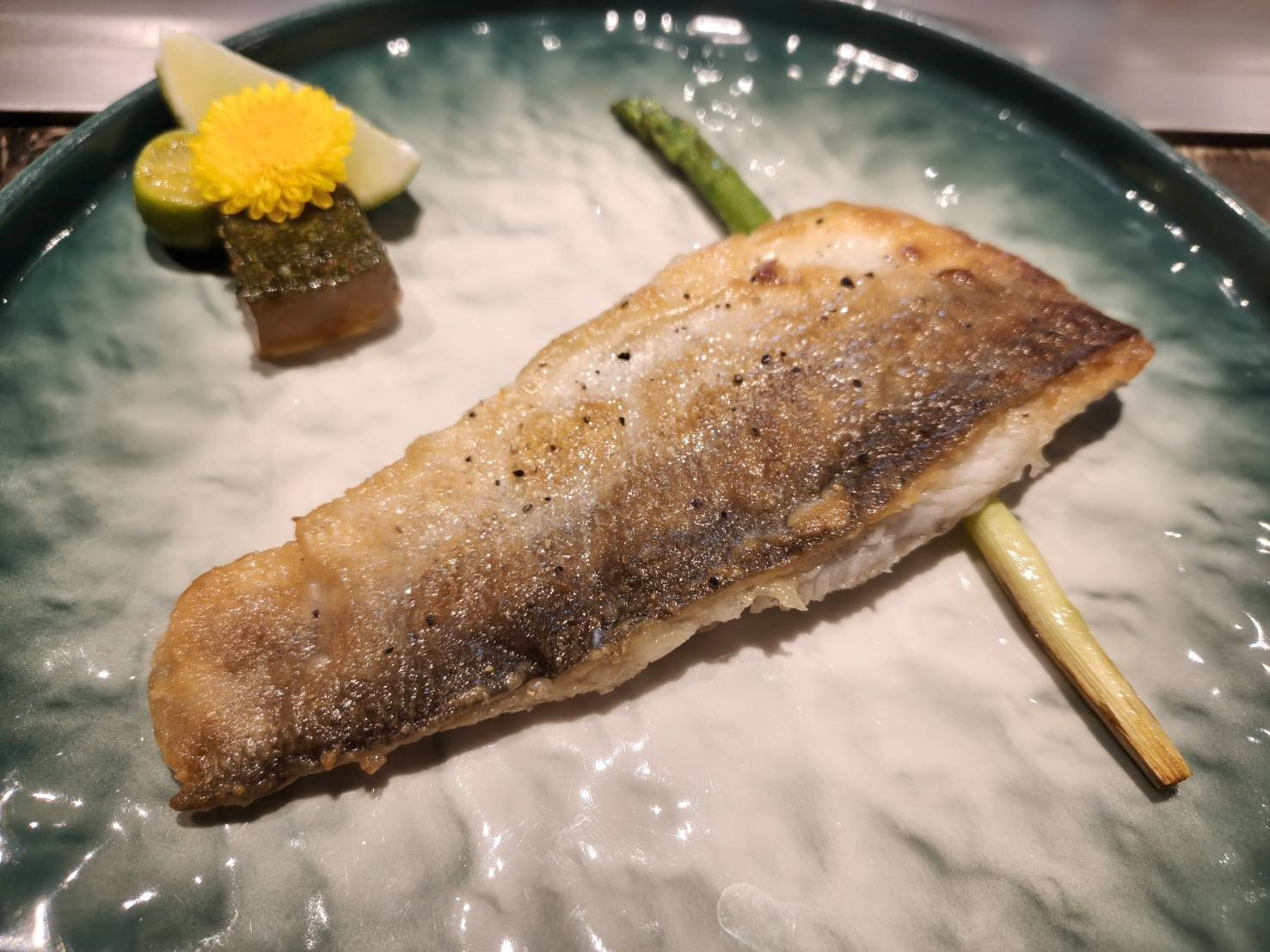 桃園美食|一鰭會無菜單鐵板燒料理。午餐套餐1人1580元+10%享9道佳餚