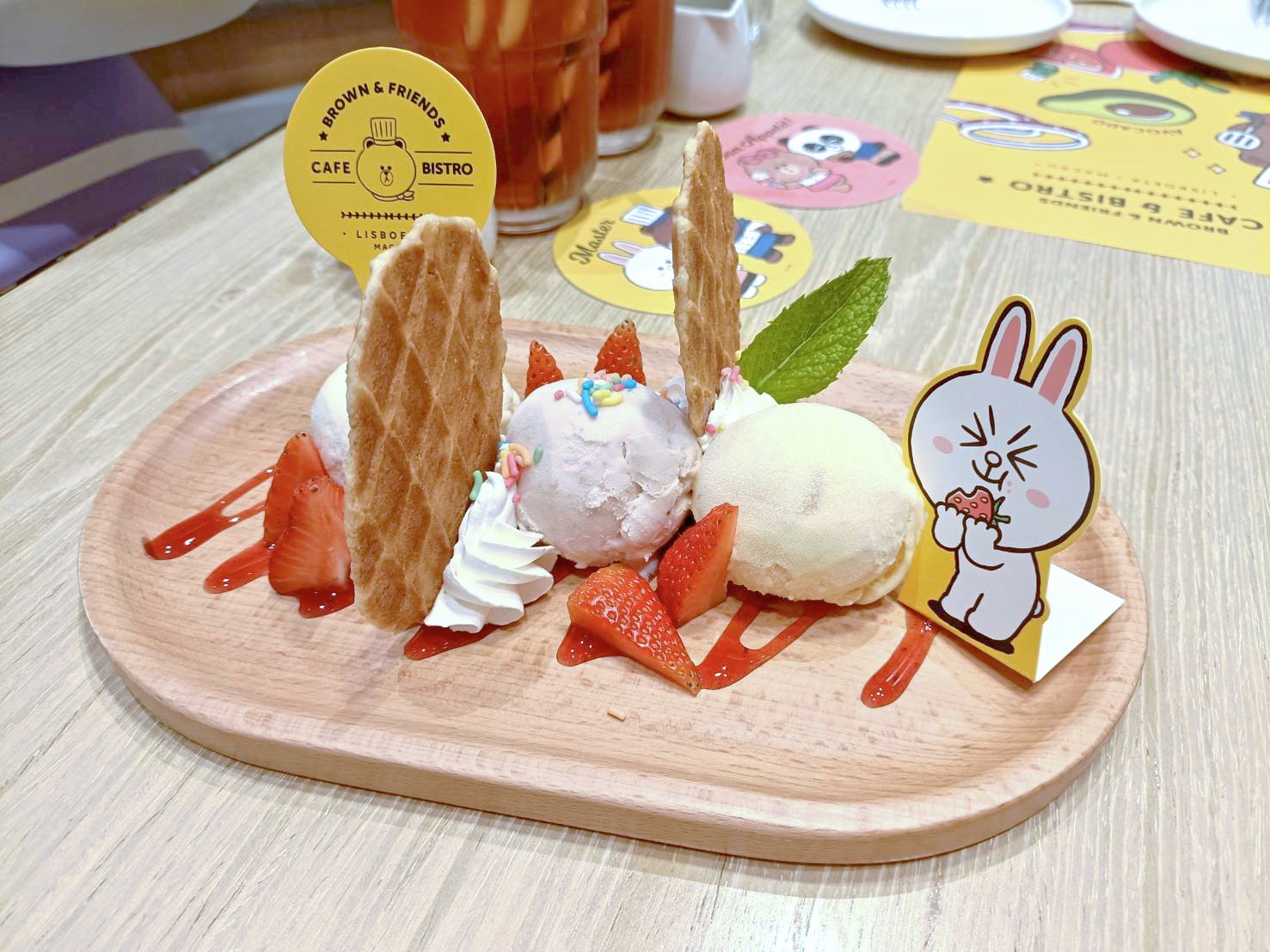 澳門| 澳門葡京人 BROWN & FRIENDS CAFE & BISTRO ~快來跟LINE FRIENDS熊大、兔兔、熊美一起用餐吧!