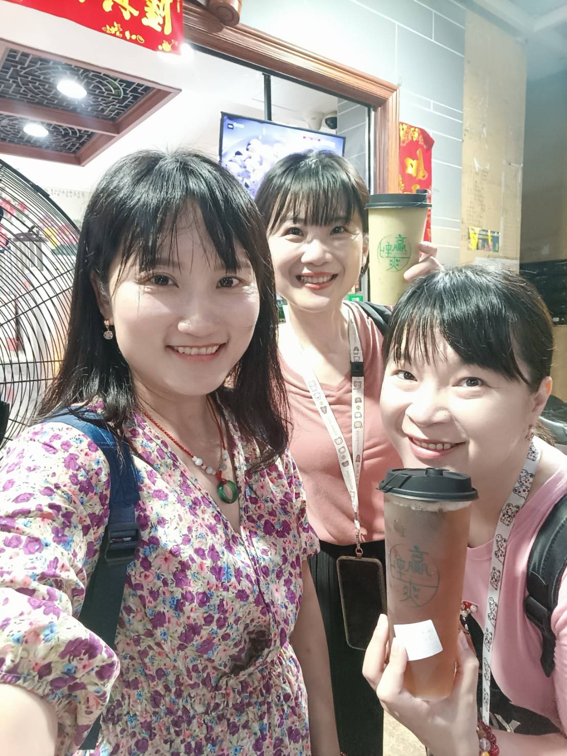 澳門|贏到粥~卜卜鍋必吃超推薦!手撕雞訂位時就要預約才能吃的到喔!