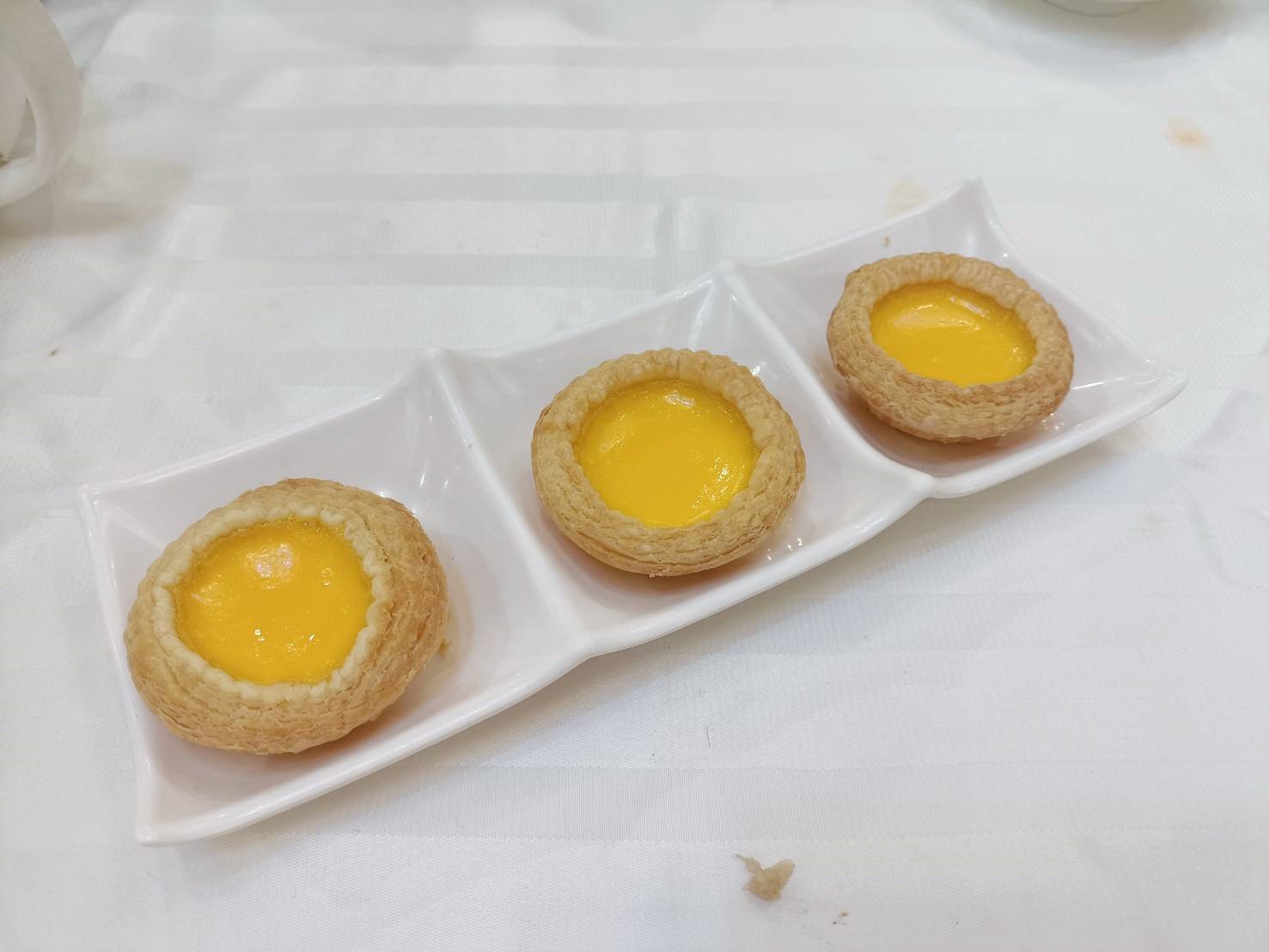 澳門|京都酒店粵式點心午間任食放題、港點無限吃到飽!一人個不用700台幣喔!內含菜單(二訪)