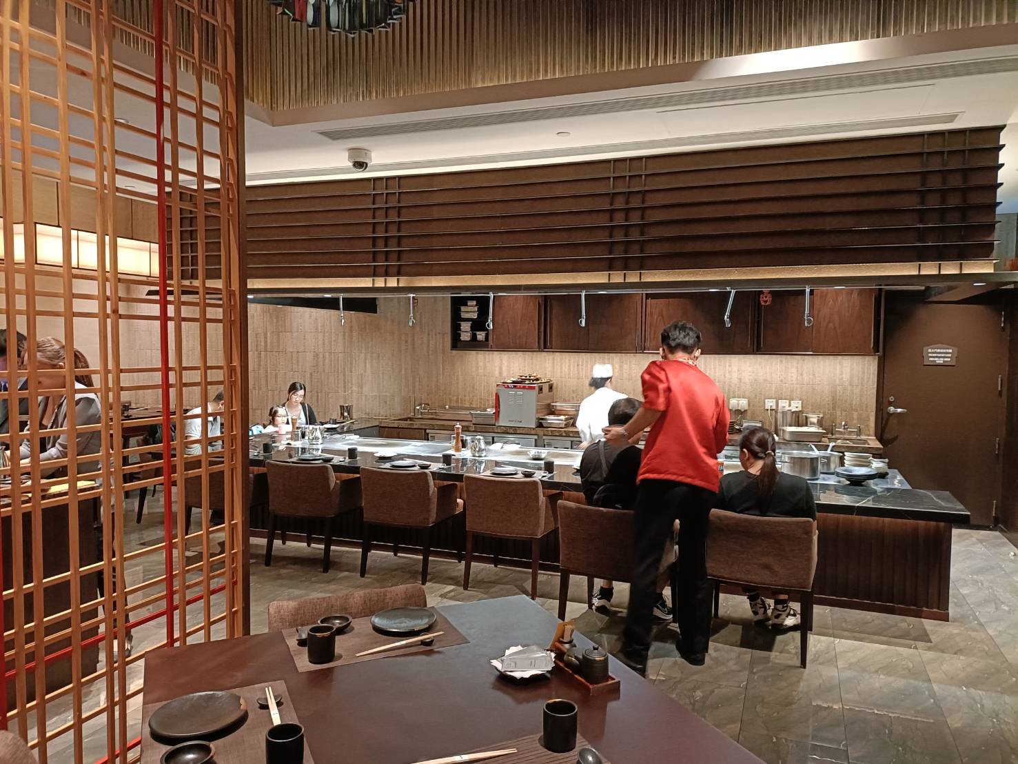 澳門|瀛菊 Kiku 和食週末放題(週末吃到飽)-新濠影匯 Studio City。單點吃到飽、料理現點現做~送餐上桌免拿取!加價還可酒品喝到飽!