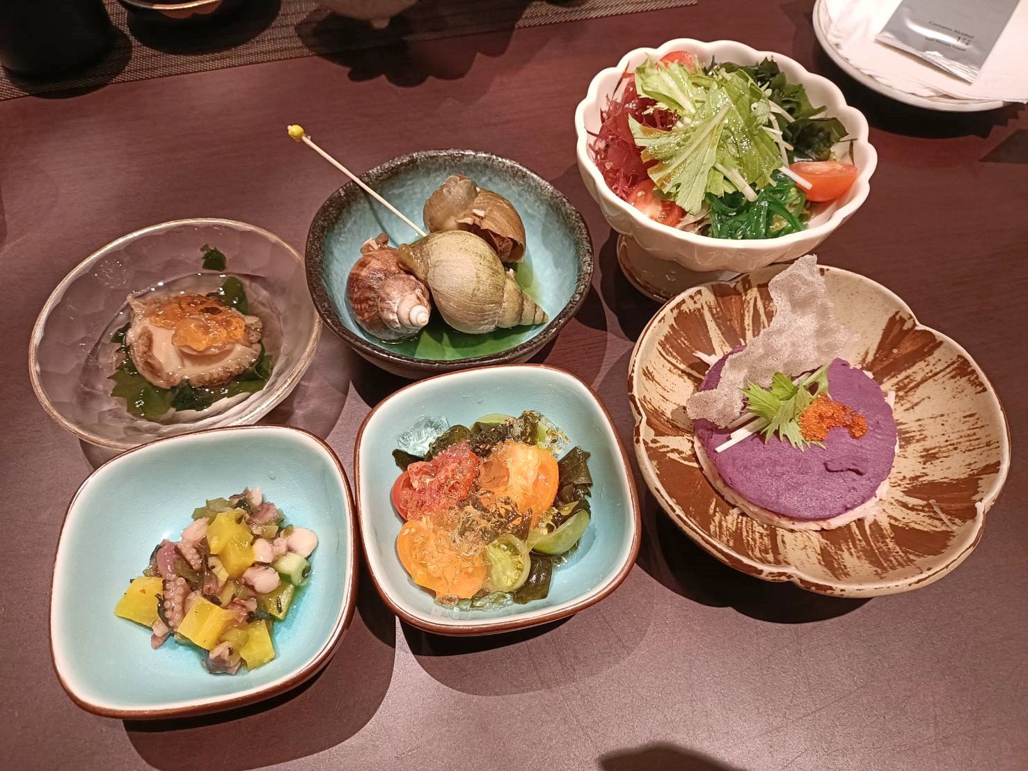 澳門|瀛菊 Kiku 和食週末放題(週末吃到飽)-新濠影匯 Studio City。單點吃到飽、料理現點現做~送餐上桌免拿取!加價還可酒品喝到飽!