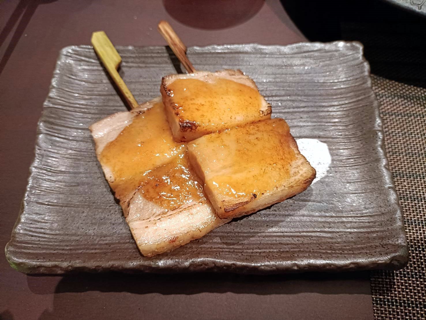 澳門|瀛菊 Kiku 和食週末放題(週末吃到飽)-新濠影匯 Studio City。單點吃到飽、料理現點現做~送餐上桌免拿取!加價還可酒品喝到飽!